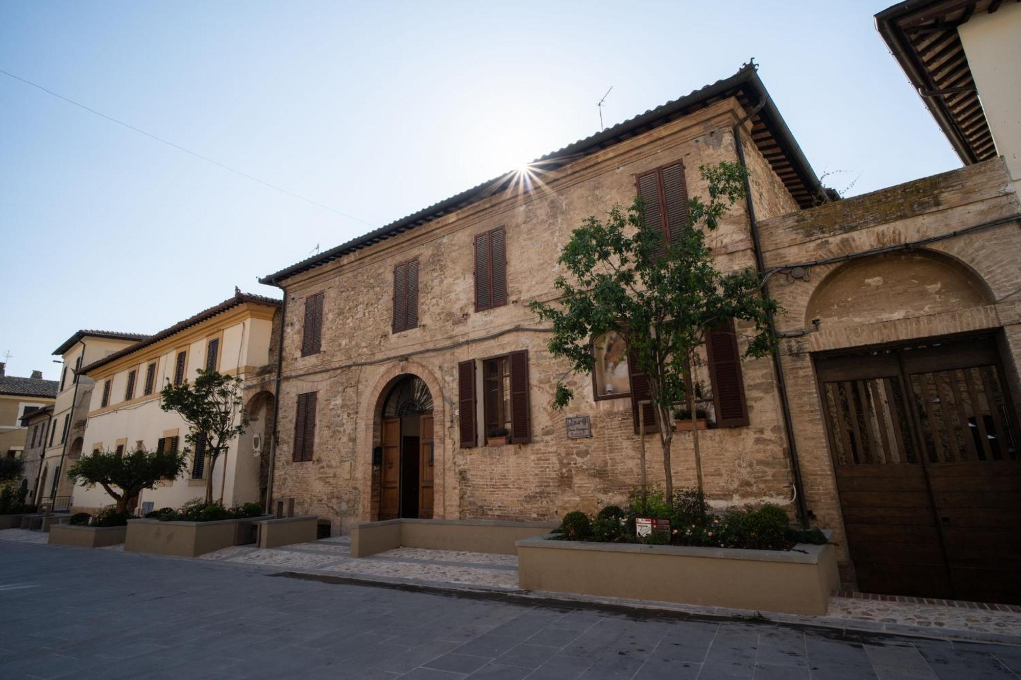 بيفانيا B&B Porta Perugina المظهر الخارجي الصورة